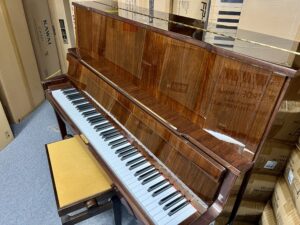 Petrof Upright Piano P131E1 Walnut Used