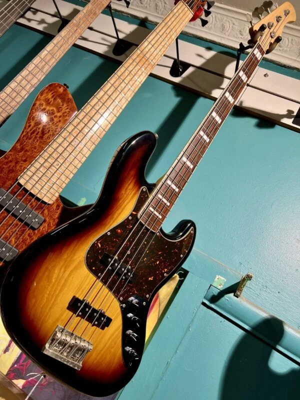 Sadowsky Metro UV70 Mij Bass Guitar Used